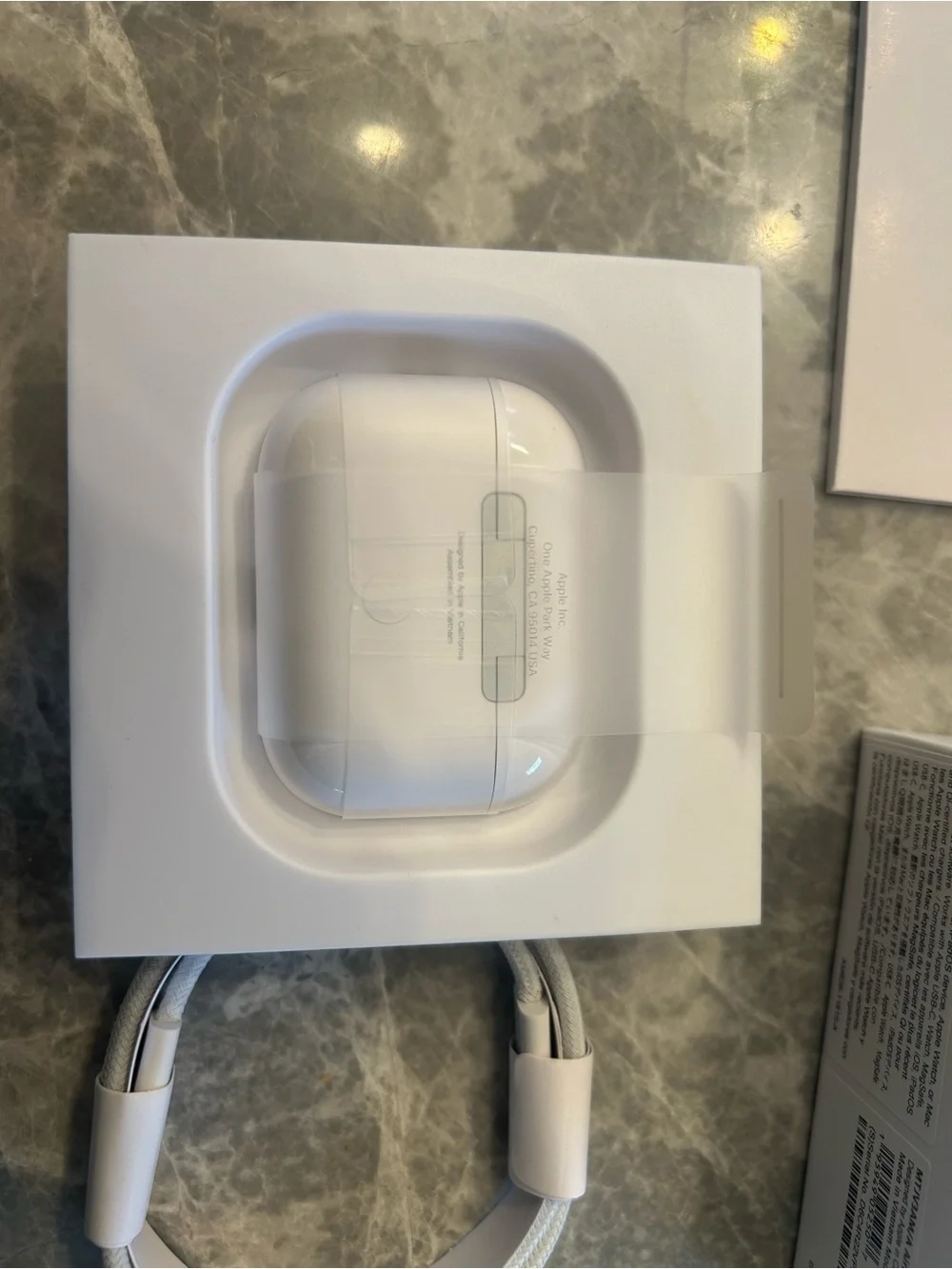 Apple genuine airpods